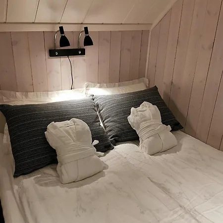 Tranoya Guest house *