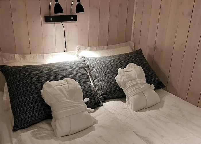 Tranoya 게스트하우스 *